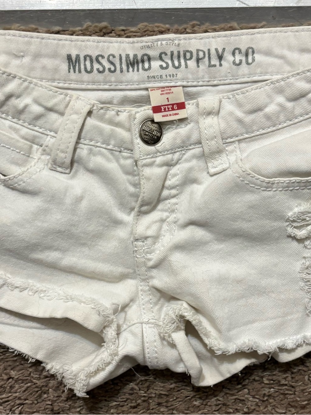 Mossimo Supply Co. Womans 1 White Distressed Denim Shorts Cut Off Like New